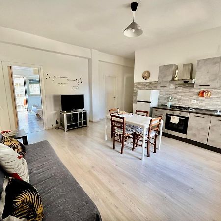 كاتانيا Sea View Holiday Apartment المظهر الخارجي الصورة